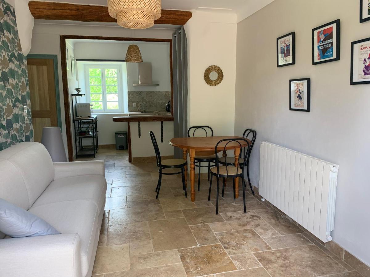 Gite La Longere Bleue Caylus Exterior photo